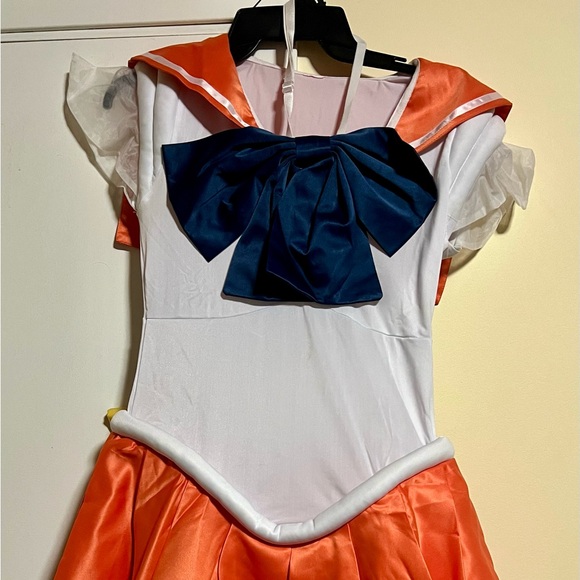 Ladies Medium Sailor Venus costume - Picture 1 of 2